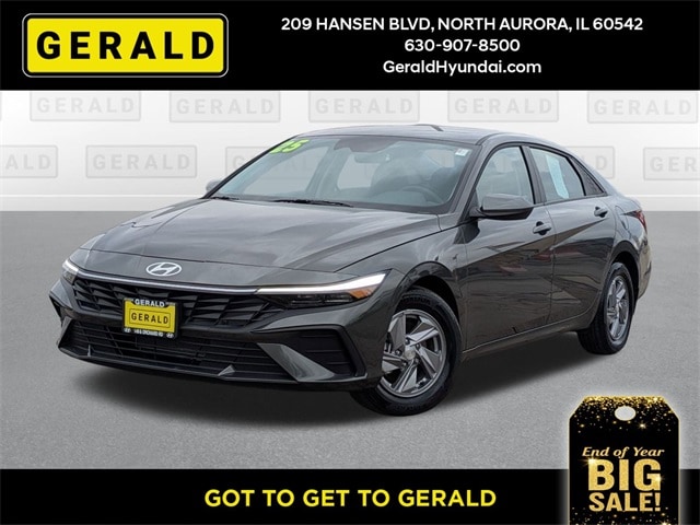 2025 Hyundai Elantra SE's photo