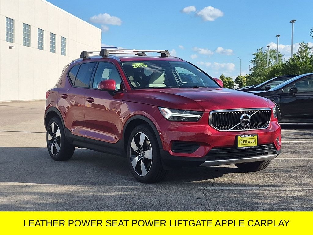 Used 2019 Volvo XC40 T4 Momentum SUV