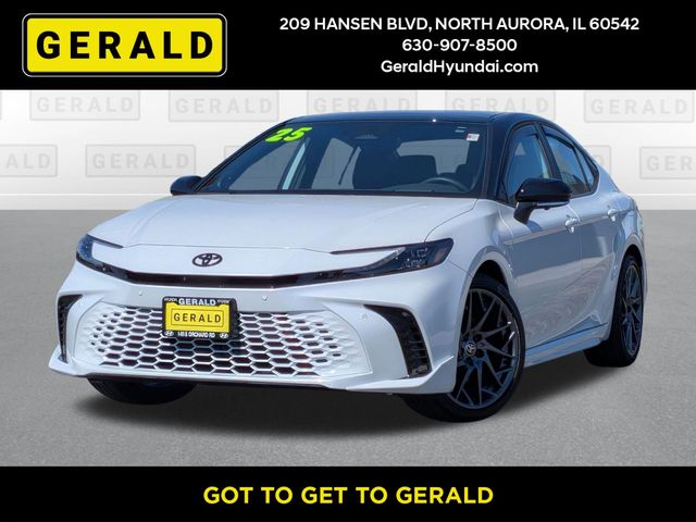 2025 Toyota Camry XSE AWD Hybrid's photo