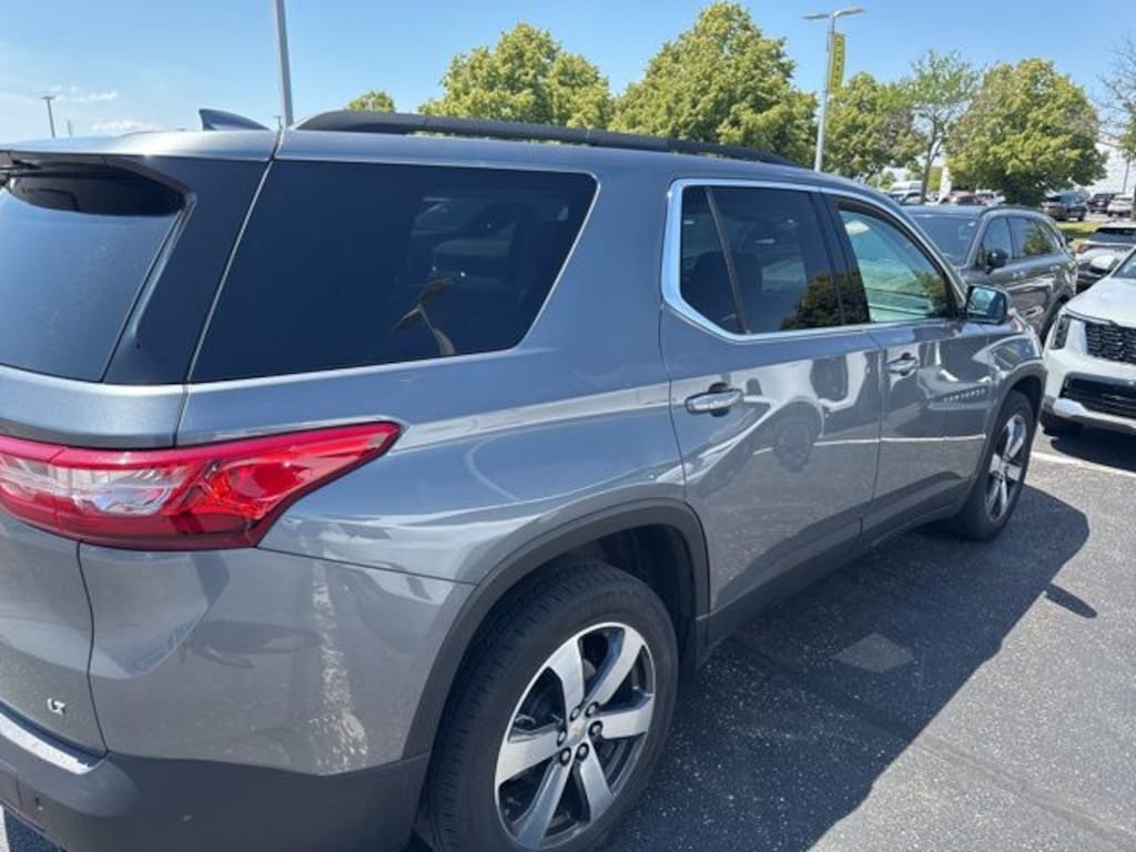 Used 2020 Chevrolet Traverse LT Leather SUV