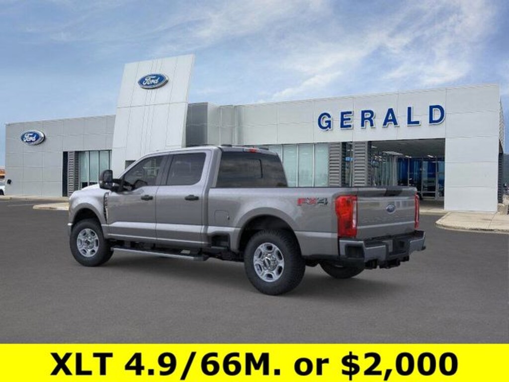 New 2026 Ford F-250 XLT Truck Crew Cab