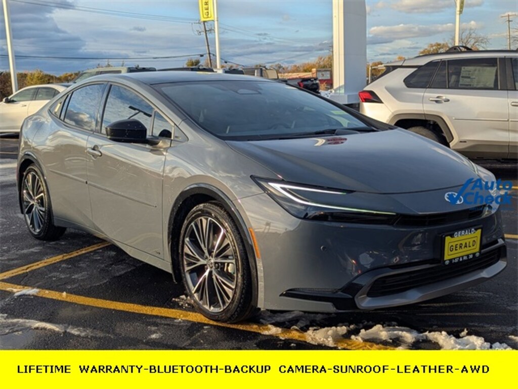 Certified 2024 Toyota Prius XLE Hatchback