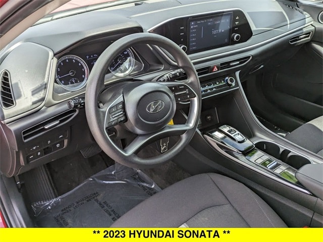 Used 2023 Hyundai Sonata SE with VIN KMHL24JA0PA304144 for sale in North Aurora, IL