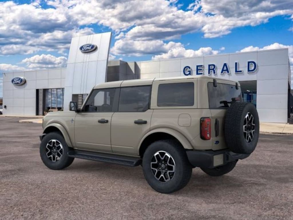 New 2026 Ford Bronco Outer Banks SUV