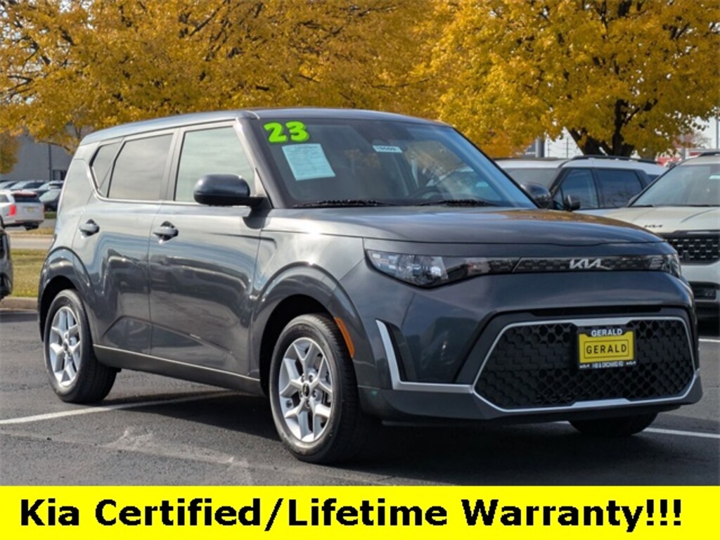 Certified 2023 Kia Soul LX Hatchback