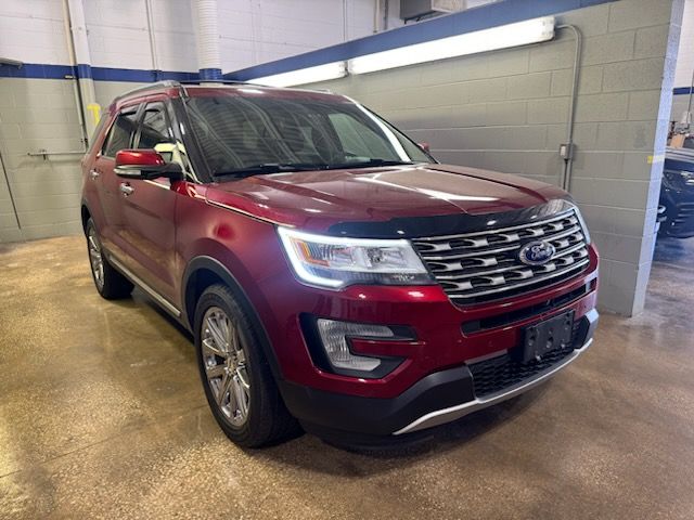 2017 Ford Explorer Limited 4WD's photo