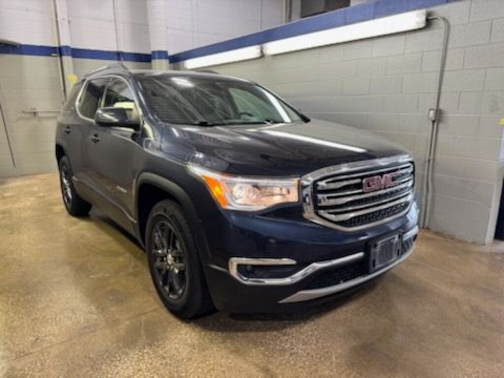 Used 2019 GMC Acadia SLT-1 SUV