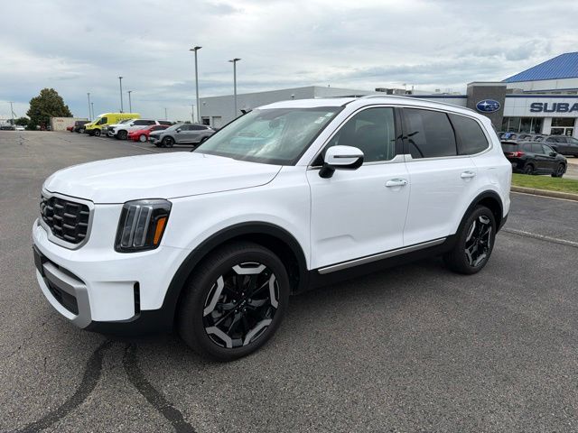 2025 Kia Telluride S FWD's photo