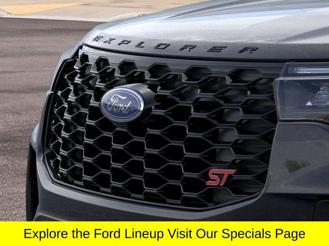2026 Ford Explorer ST - Photo 17