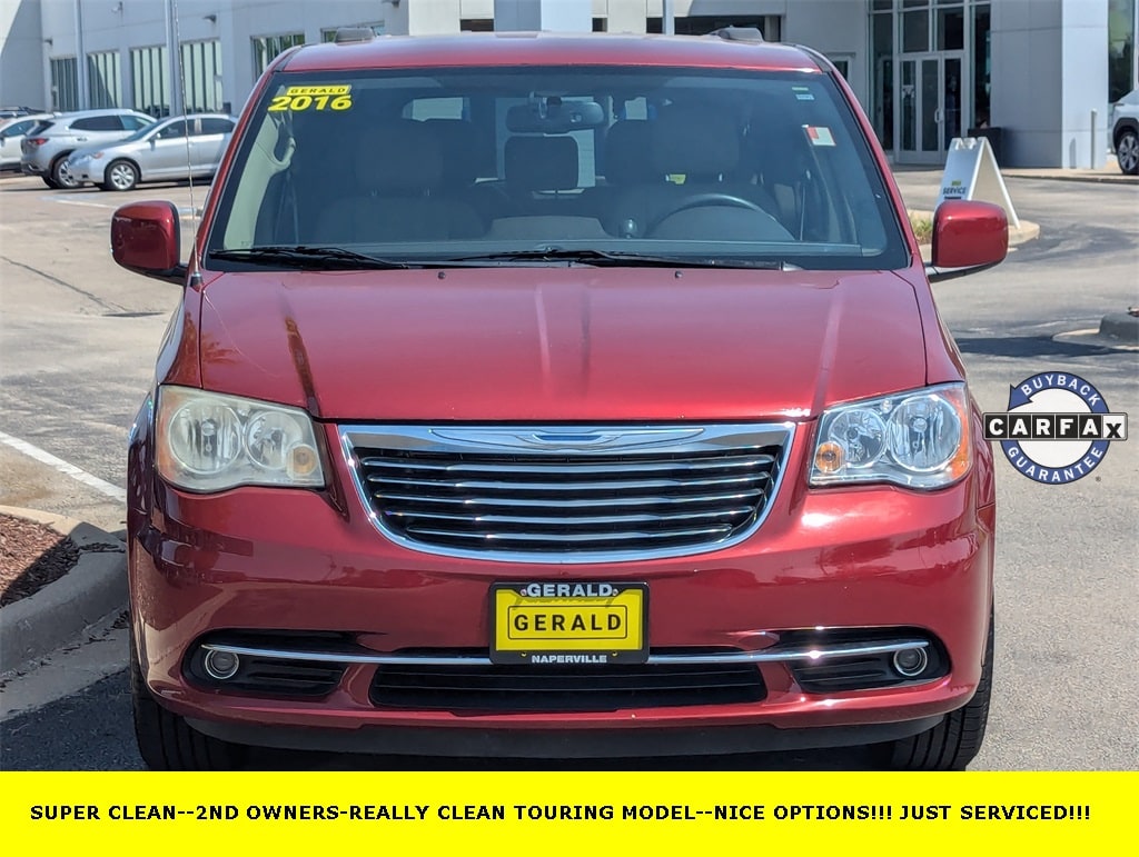 Used 2016 Chrysler Town & Country Touring with VIN 2C4RC1BG8GR188894 for sale in North Aurora, IL