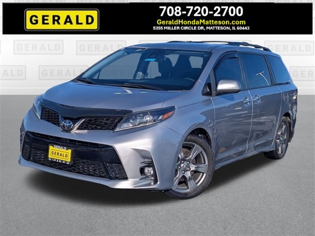2018 Toyota Sienna SE Premium's photo