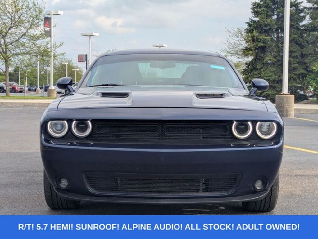 Used 2017 Dodge Challenger R/T Coupe