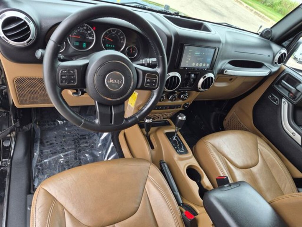 Used 2014 Jeep Wrangler Unlimited Sahara 4x4 SUV