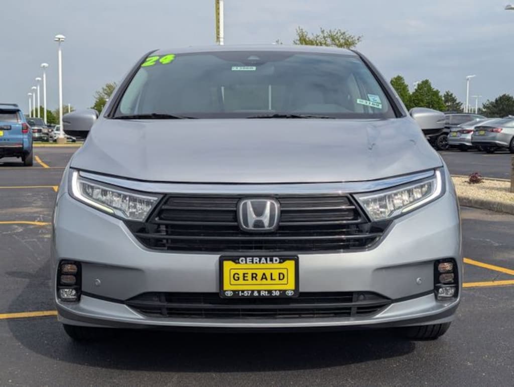 Used 2024 Honda Odyssey Elite Van