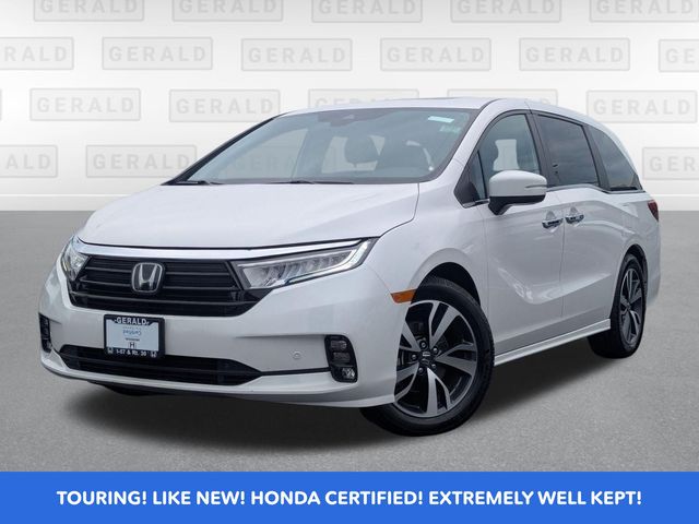 2023 Honda Odyssey Touring's photo