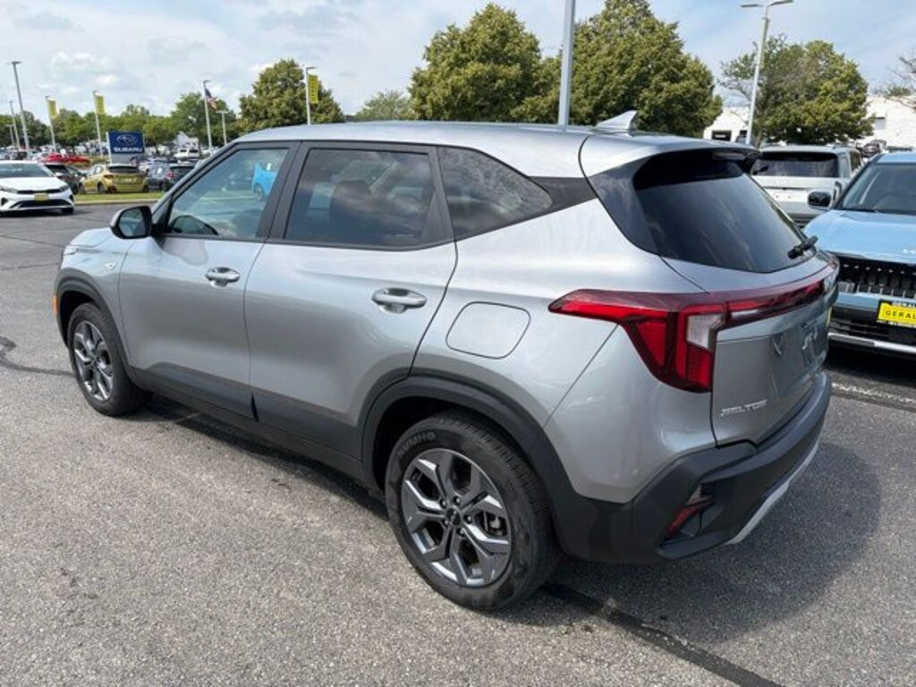 Certified 2024 Kia Seltos LX SUV