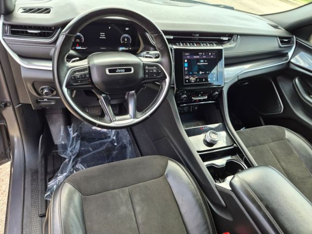 Used 2021 Jeep Grand Cherokee L Laredo SUV