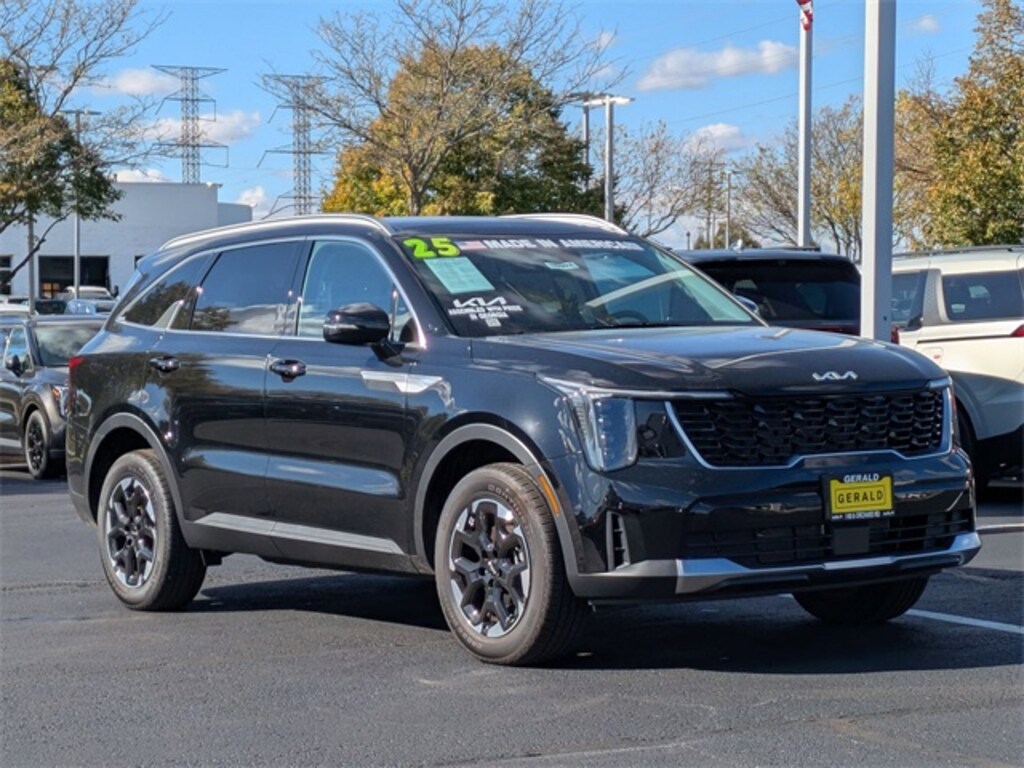 Used 2025 Kia Sorento S SUV