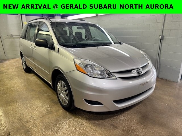 2007 Toyota Sienna CE's photo