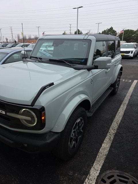 2024 Ford Bronco 4-Door Outer Banks's photo