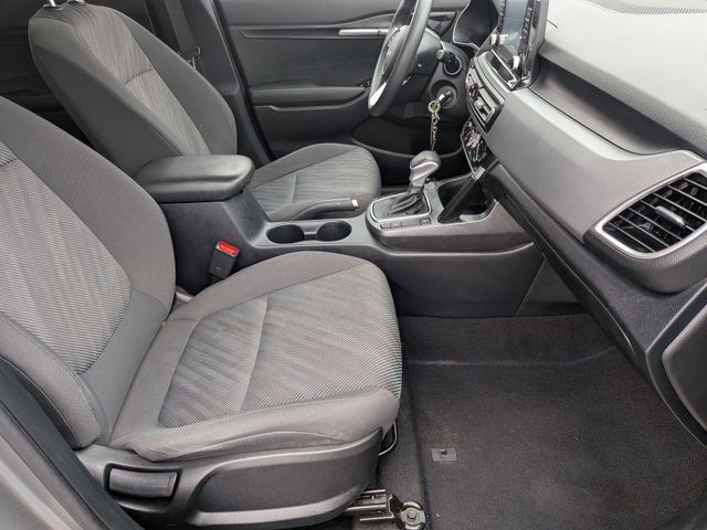 2023 Kia Seltos LX - Photo 23
