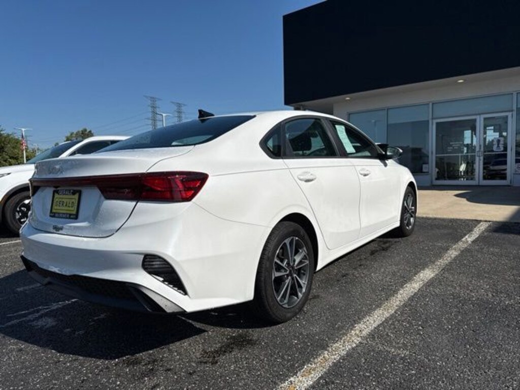 Certified 2024 Kia Forte LXS Sedan