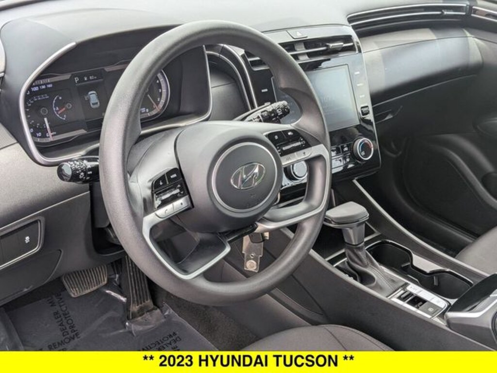 Used 2023 Hyundai Tucson SE SUV