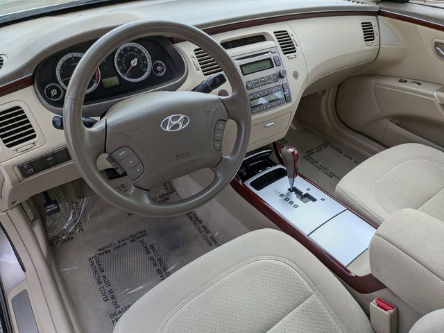 Used 2007 Hyundai Azera SE with VIN KMHFC46F57A185943 for sale in North Aurora, IL