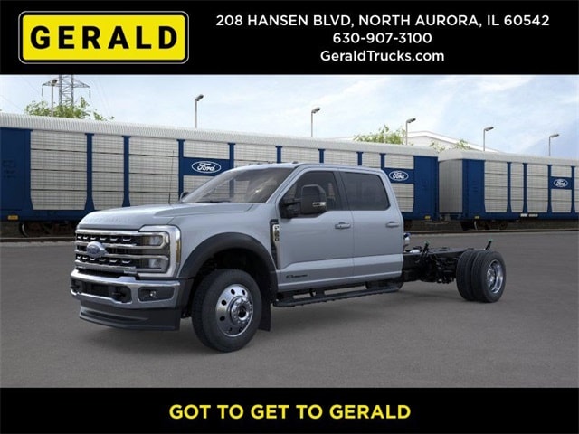 2026 Ford F-550 Super Duty Chassis Cab Lariat's photo