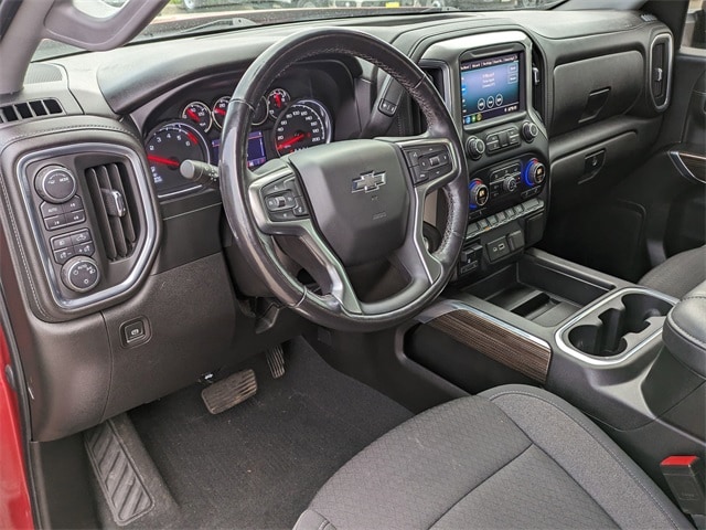Used 2021 Chevrolet Silverado 1500 RST with VIN 1GCUYEETXMZ343555 for sale in North Aurora, IL