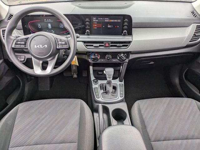 2025 Kia Seltos LX - Photo 21