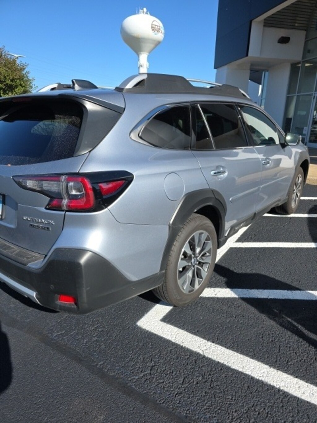 Used 2025 Subaru Outback Touring SUV