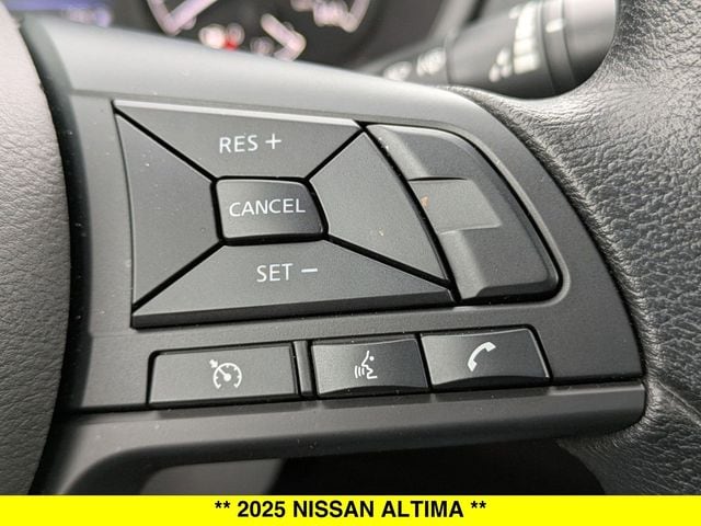 2025 Nissan Altima S - Photo 15