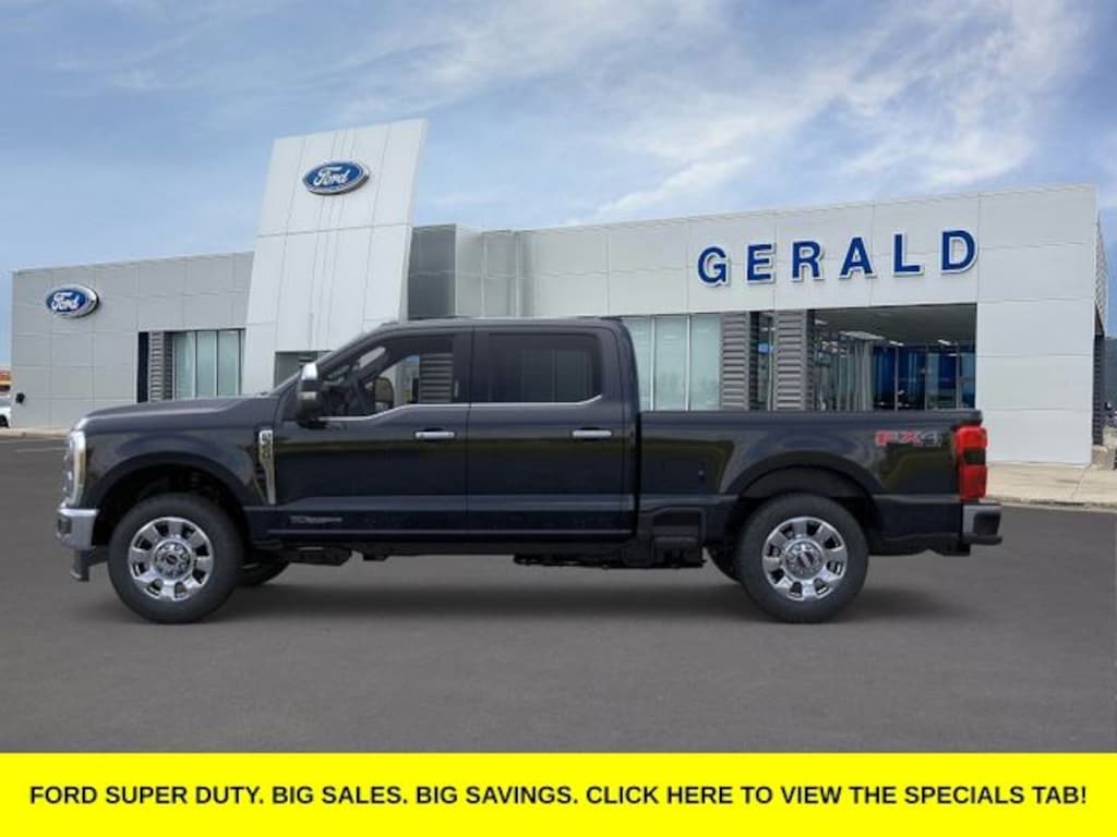 New 2026 Ford F-350 Lariat Truck Crew Cab