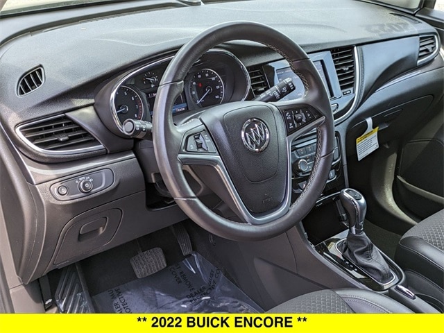 Used 2022 Buick Encore Preferred with VIN KL4CJESM6NB510253 for sale in North Aurora, IL
