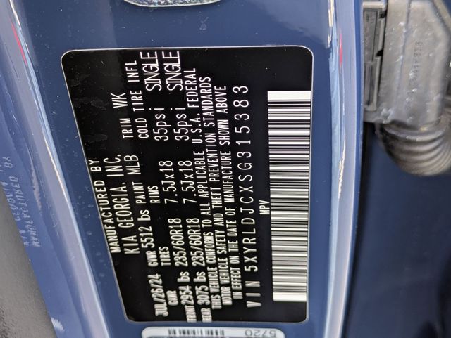 2025 Kia Sorento S - Photo 36