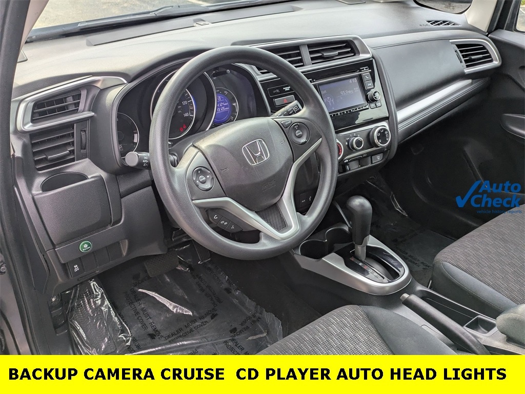 Used 2015 Honda Fit LX with VIN 3HGGK5H52FM770875 for sale in North Aurora, IL