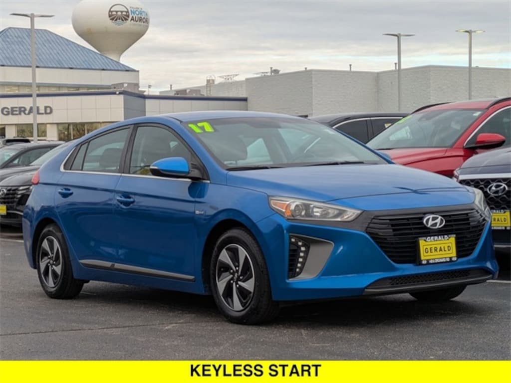 Used 2017 Hyundai Ioniq Hybrid SEL Hatchback