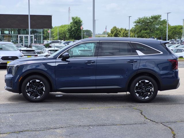 2025 Kia Sorento S - Photo 10