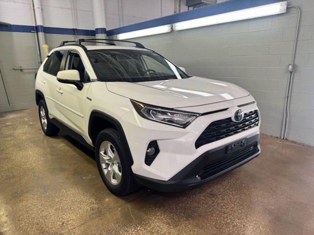 Used 2021 Toyota RAV4 Hybrid XLE SUV