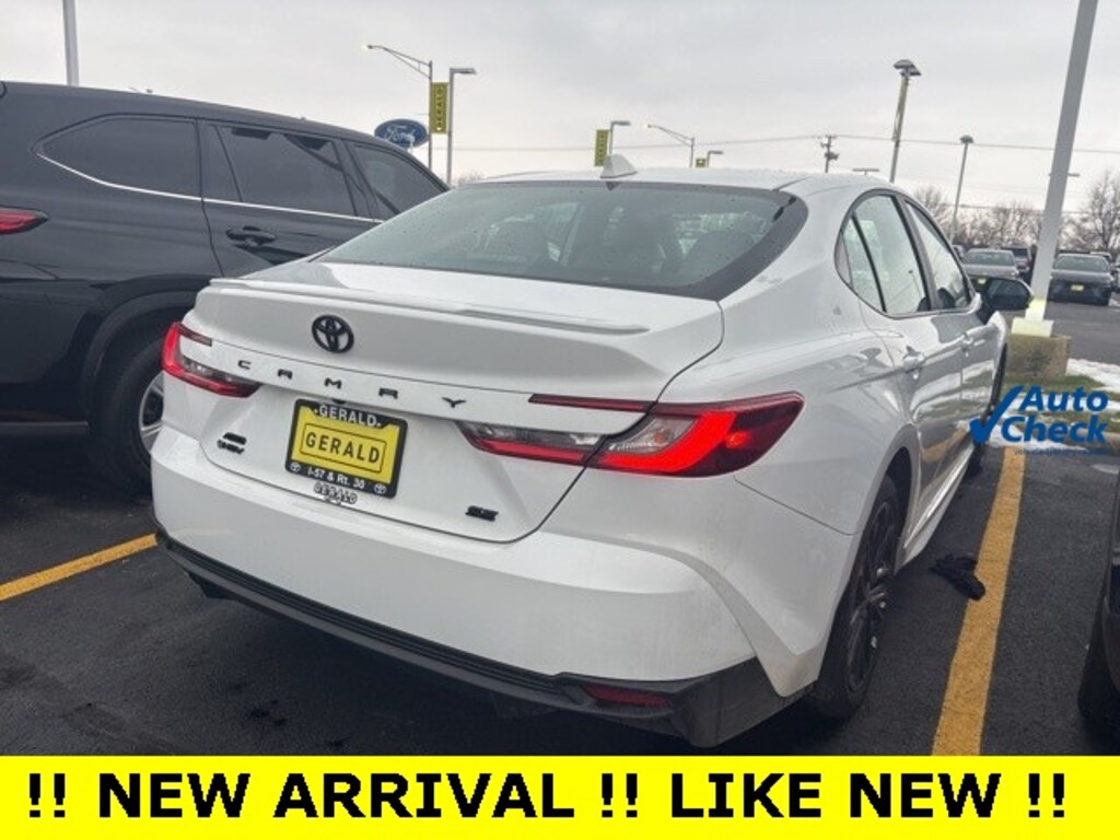 Certified 2025 Toyota Camry SE Sedan