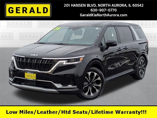 2024 Kia Carnival EX's photo