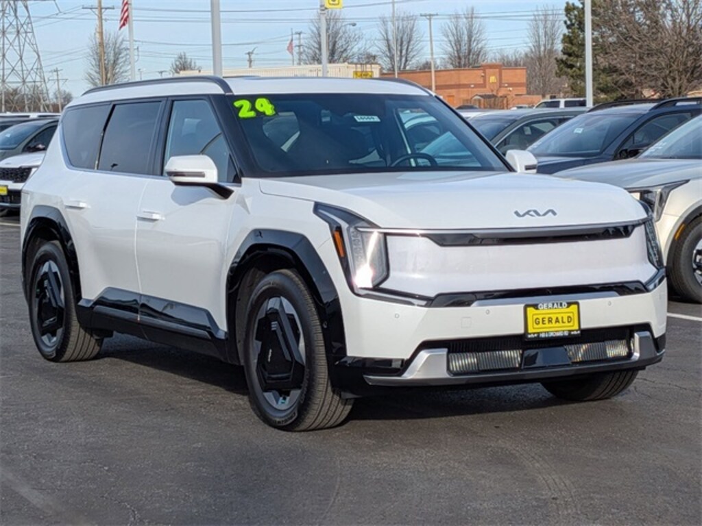 Certified 2024 Kia EV9 Land SUV
