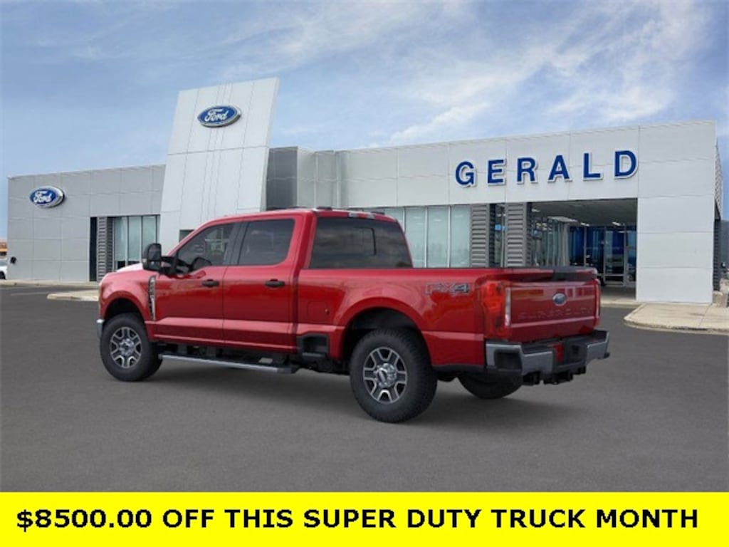 New 2025 Ford F-250 XLT Truck Crew Cab