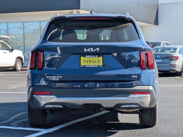 2025 Kia Sorento S - Photo 7