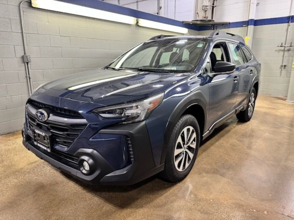 Certified 2025 Subaru Outback Base SUV