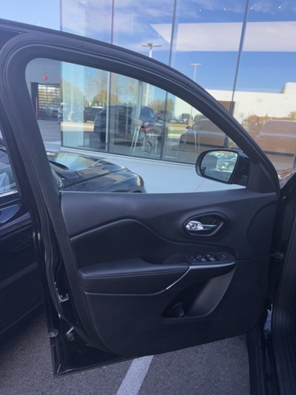 Used 2021 Jeep Cherokee Latitude Plus SUV