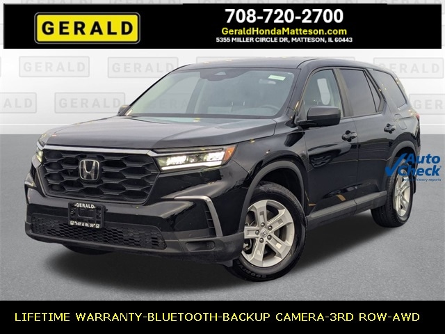 2024 Honda Pilot LX's photo