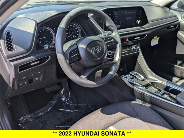 Certified 2022 Hyundai Sonata SE with VIN 5NPEG4JA7NH142582 for sale in North Aurora, IL