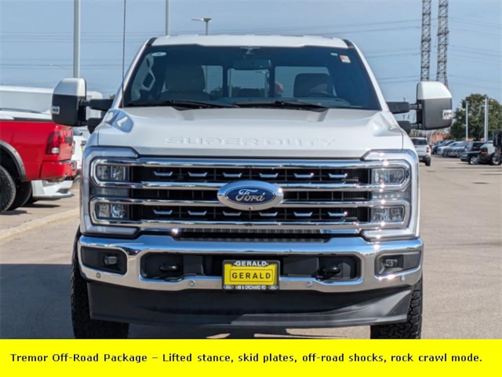 Used 2023 Ford F-250  Truck Crew Cab